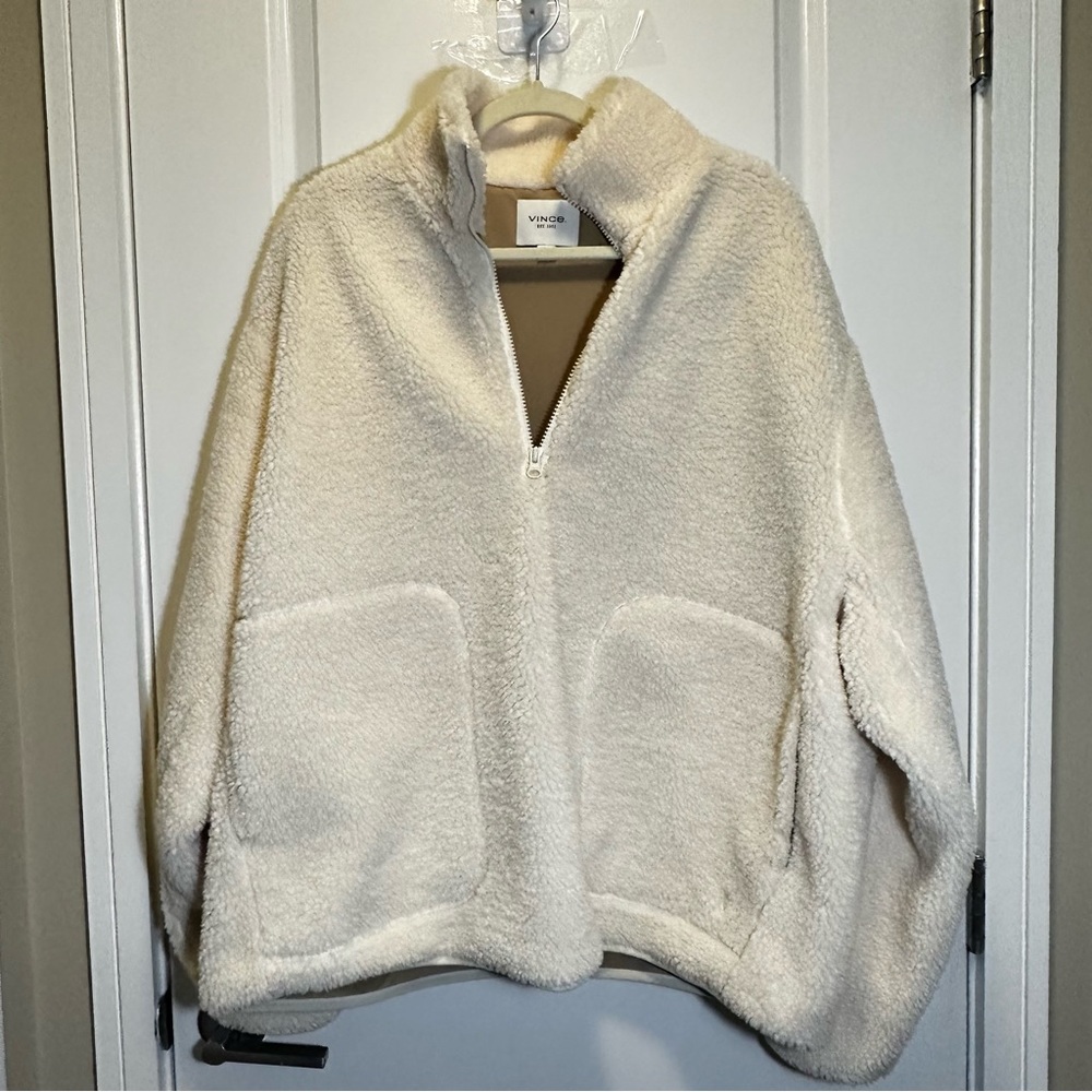 VINCE. Zip up teddy sherpa beige cream jacket